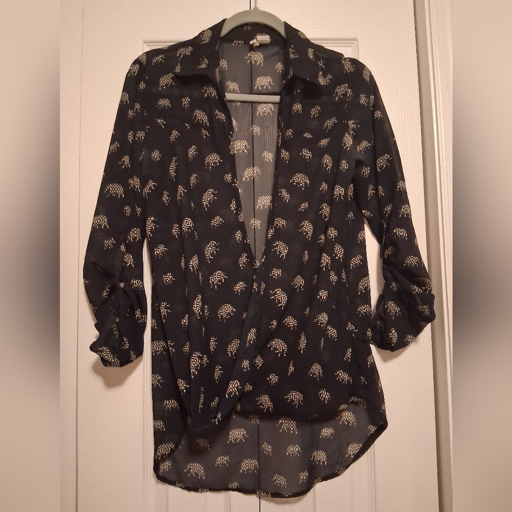 Dark Blue And Cream Top, Size Med